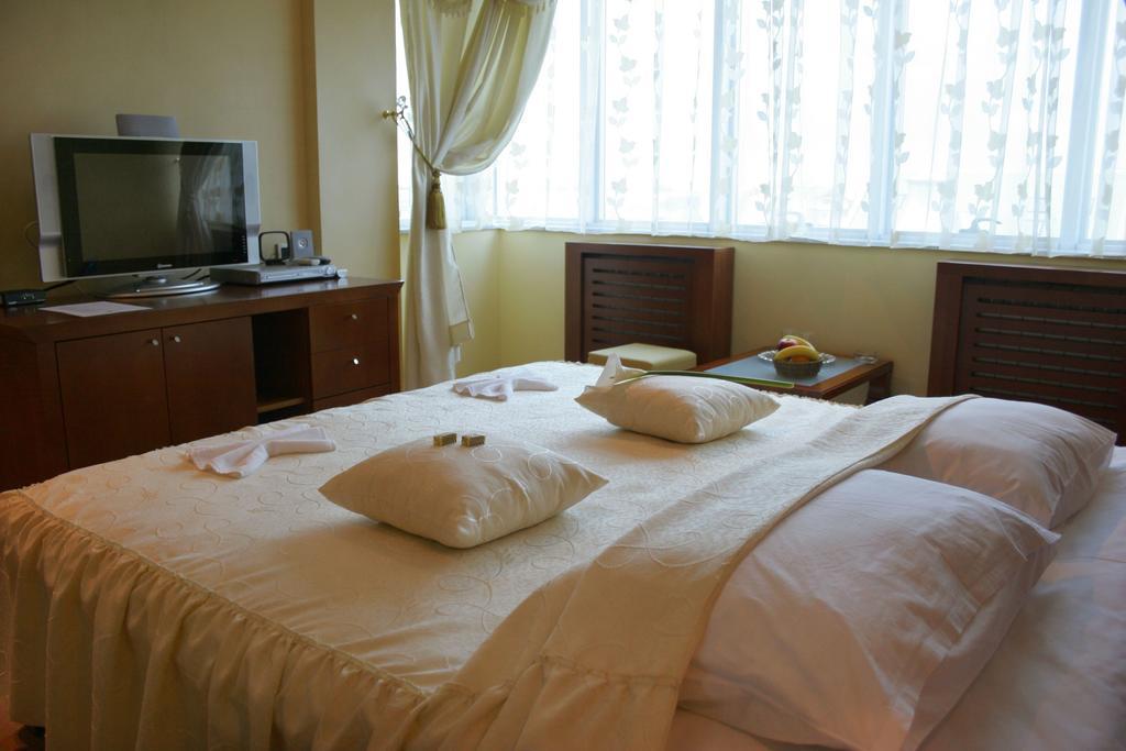 Panorama City Inn Sremski Karlovci Buitenkant foto